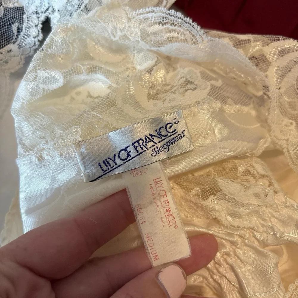 Lily of France Cream Lace bodysuit - Picture 6 of 7